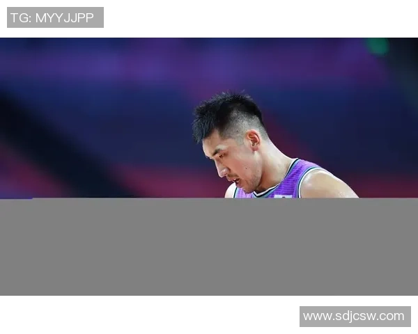 巩晓彬逍遥，纪敏尚陶汉林嬉笑打闹，两代山东篮球人的不同描写